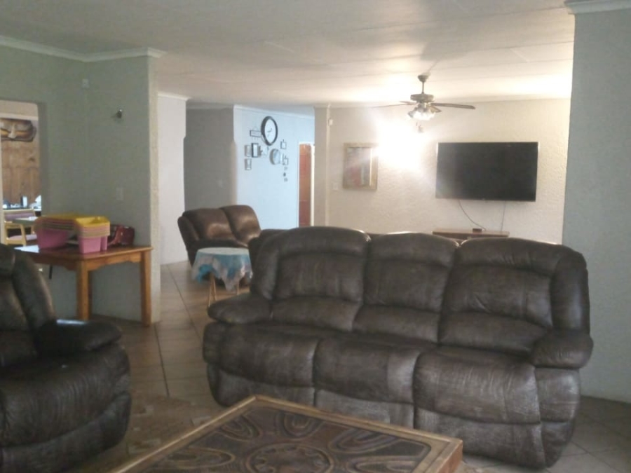 6 Bedroom Property for Sale in Valley Settlements A H Gauteng