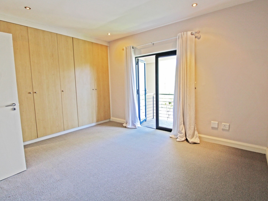To Let 2 Bedroom Property for Rent in Bryanston Gauteng
