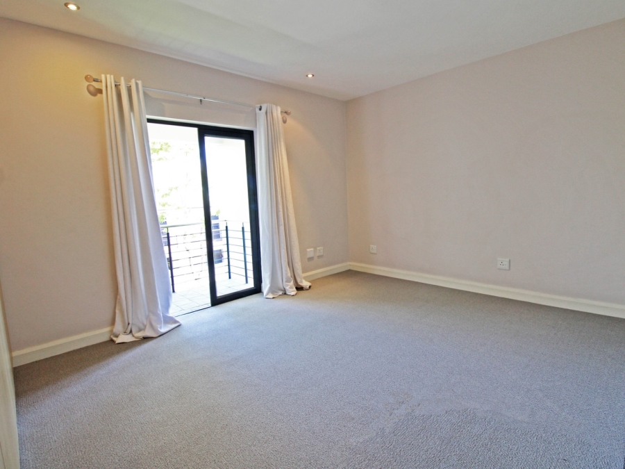To Let 2 Bedroom Property for Rent in Bryanston Gauteng