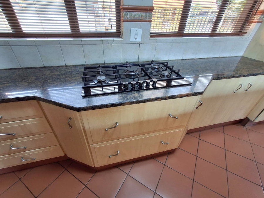 6 Bedroom Property for Sale in Dalpark Gauteng