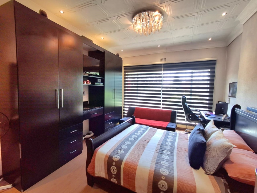 6 Bedroom Property for Sale in Dalpark Gauteng