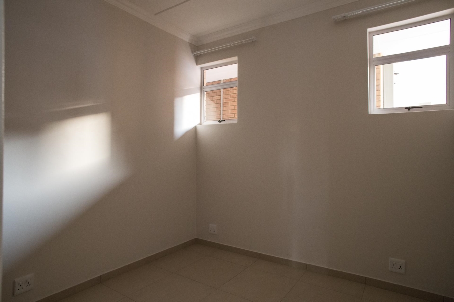 To Let 3 Bedroom Property for Rent in Ormonde Gauteng