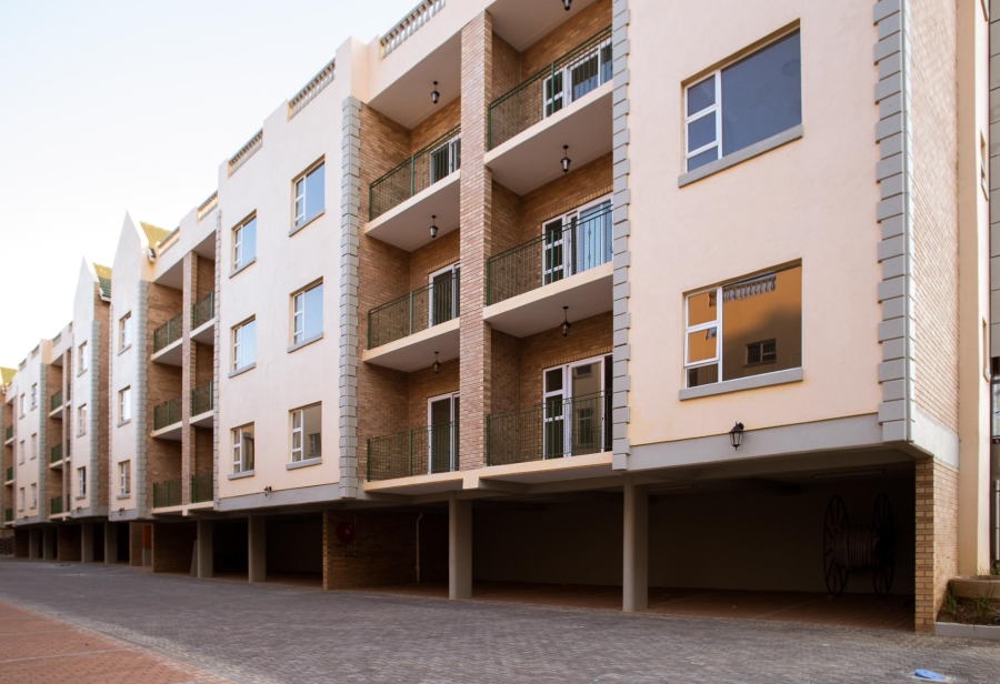 To Let 3 Bedroom Property for Rent in Ormonde Gauteng