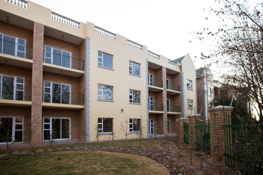 To Let 3 Bedroom Property for Rent in Ormonde Gauteng