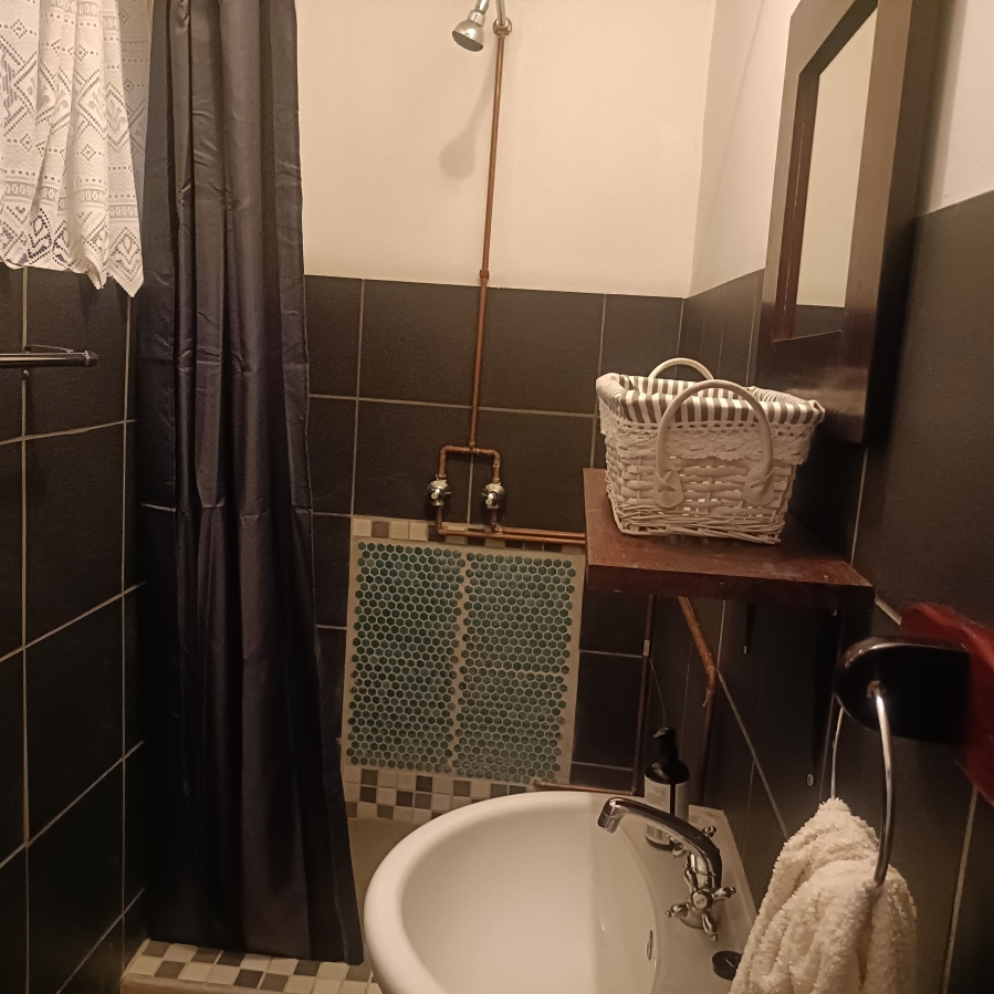 To Let 1 Bedroom Property for Rent in Robindale Gauteng