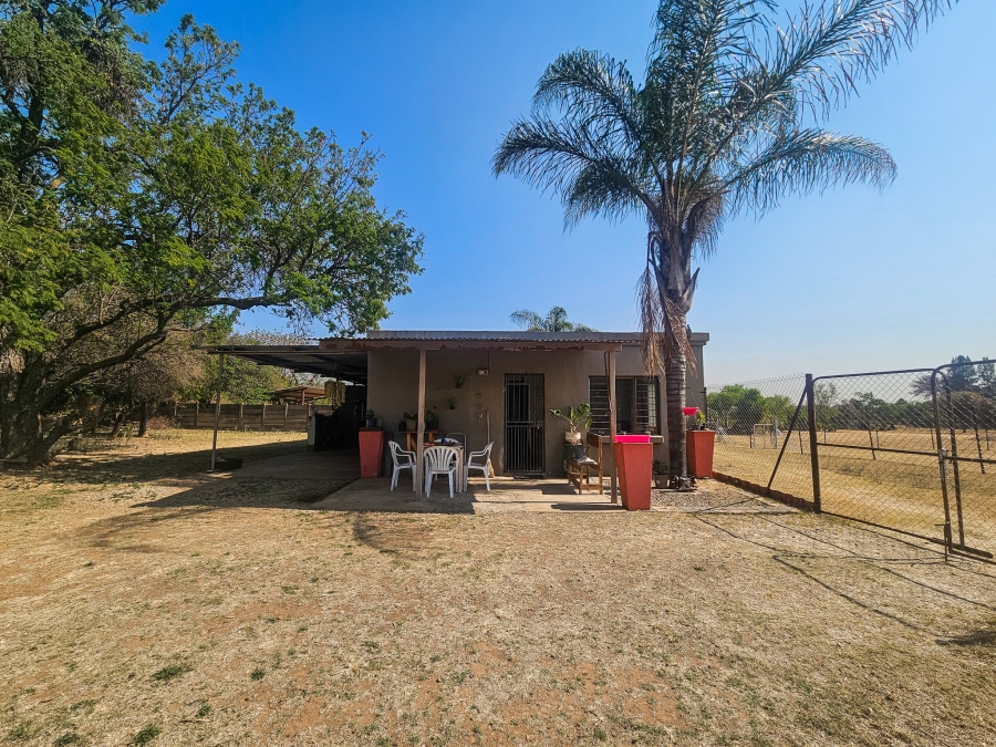 2 Bedroom Property for Sale in Kameeldrift East Gauteng
