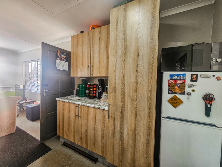 2 Bedroom Property for Sale in Kameeldrift East Gauteng