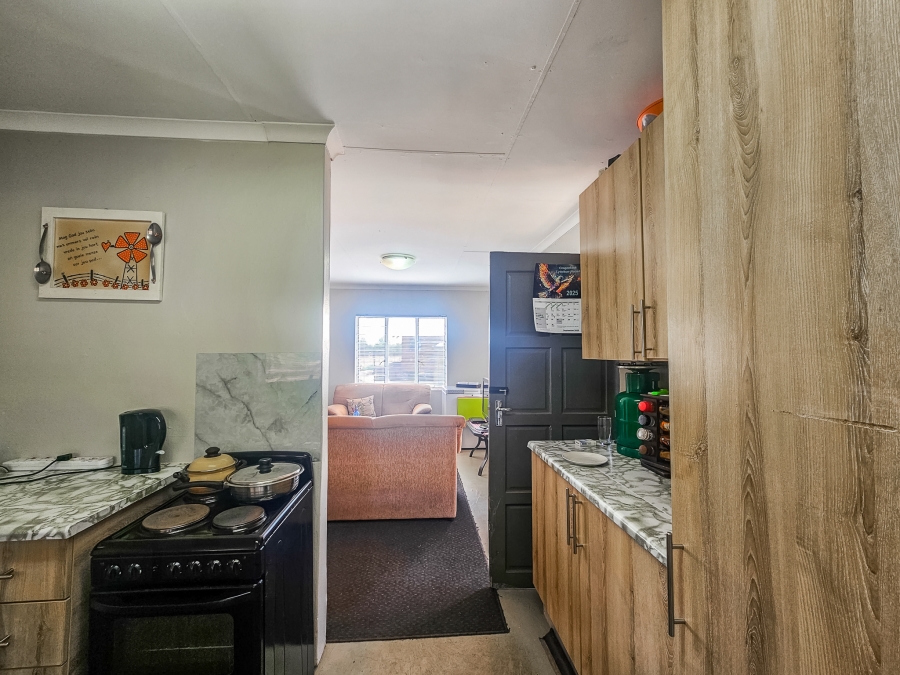 2 Bedroom Property for Sale in Kameeldrift East Gauteng