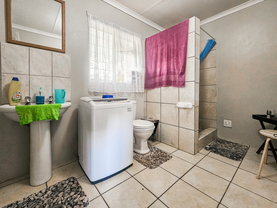 2 Bedroom Property for Sale in Kameeldrift East Gauteng