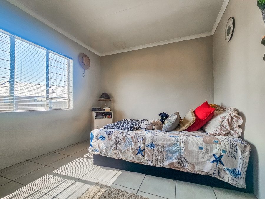 2 Bedroom Property for Sale in Kameeldrift East Gauteng