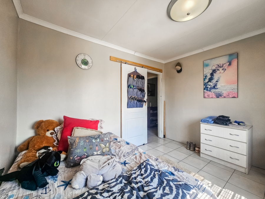 2 Bedroom Property for Sale in Kameeldrift East Gauteng