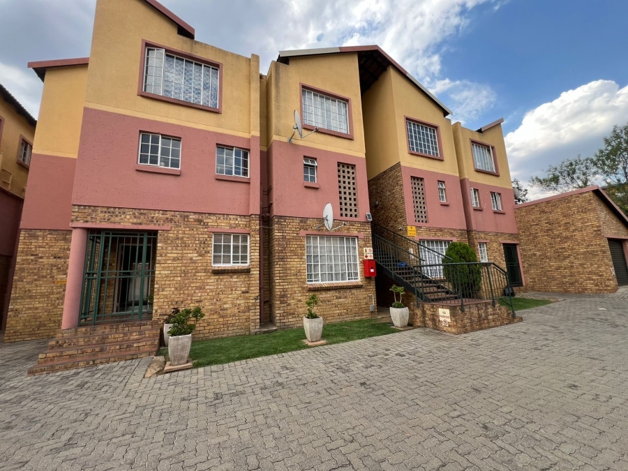 To Let 2 Bedroom Property for Rent in Marlands Gauteng