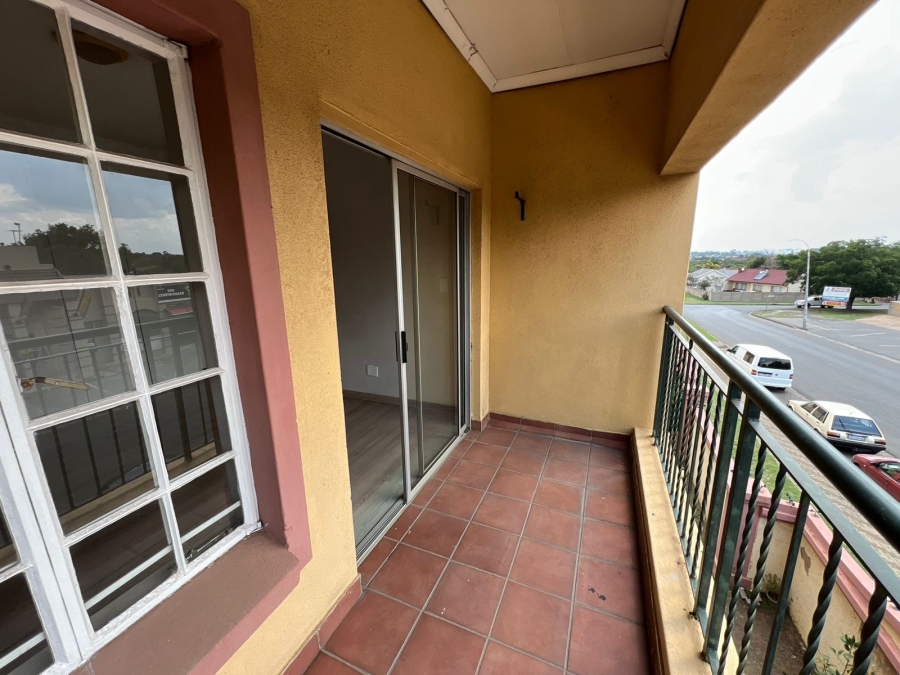 To Let 2 Bedroom Property for Rent in Marlands Gauteng