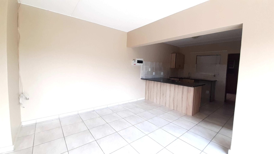 To Let 2 Bedroom Property for Rent in Radiokop Gauteng