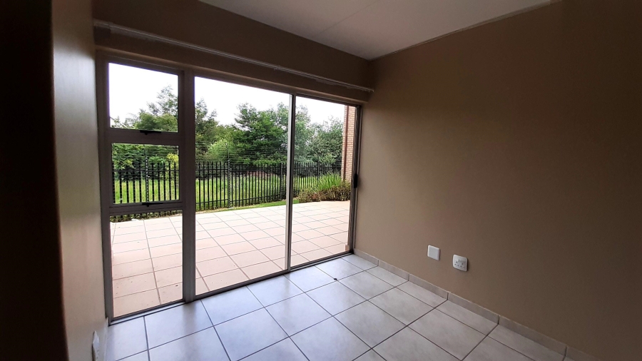 To Let 2 Bedroom Property for Rent in Radiokop Gauteng