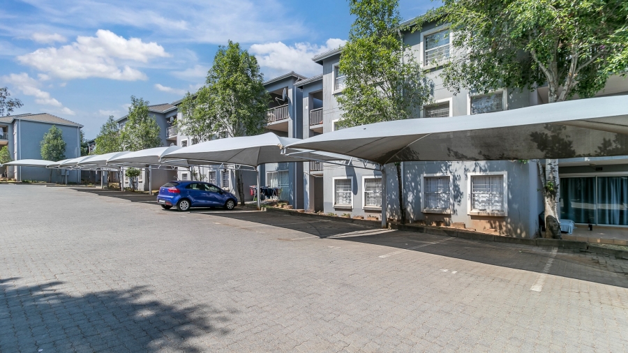 2 Bedroom Property for Sale in Ferndale Gauteng