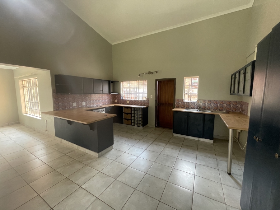 To Let 3 Bedroom Property for Rent in Moreleta Park Gauteng