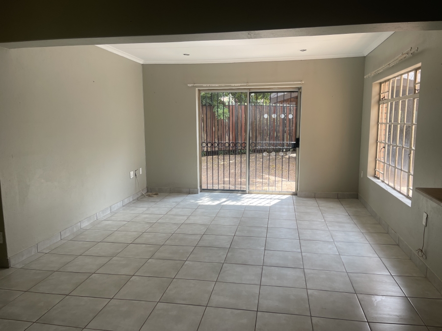 To Let 3 Bedroom Property for Rent in Moreleta Park Gauteng