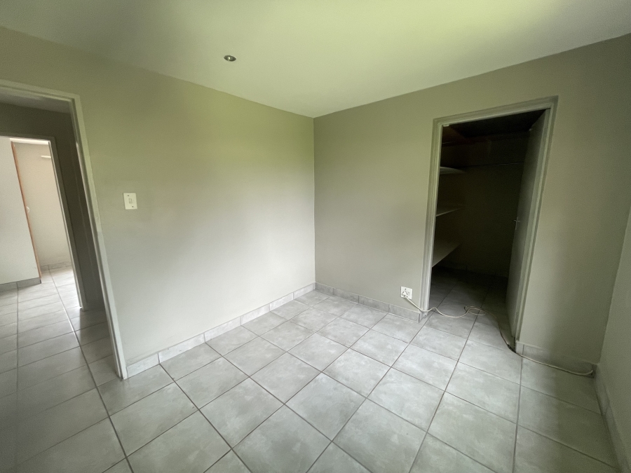 To Let 3 Bedroom Property for Rent in Moreleta Park Gauteng