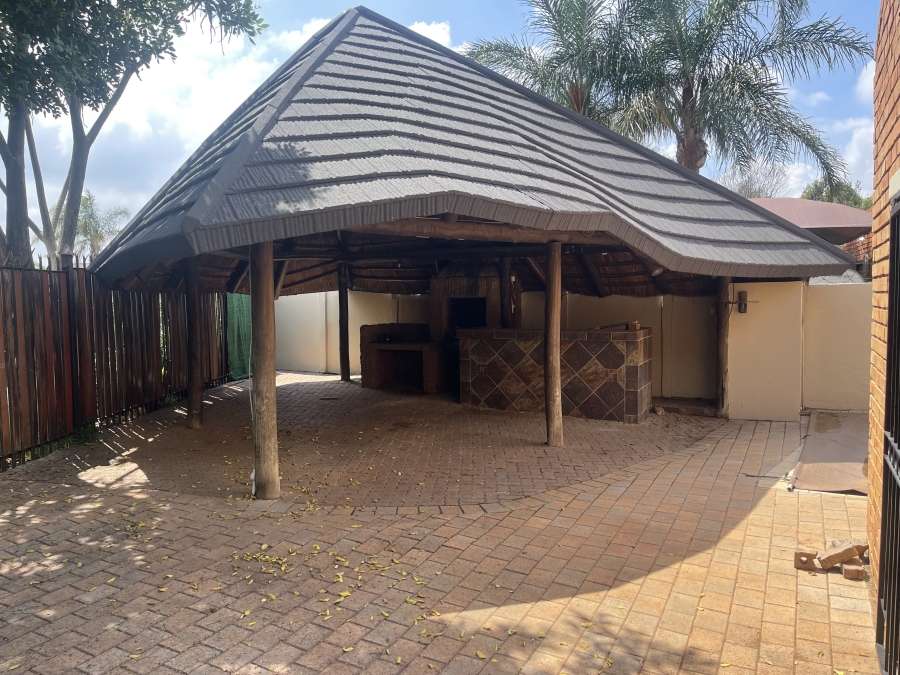 To Let 3 Bedroom Property for Rent in Moreleta Park Gauteng