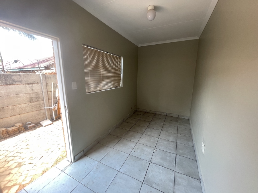 To Let 3 Bedroom Property for Rent in Moreleta Park Gauteng