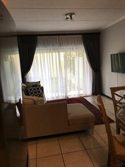 To Let 1 Bedroom Property for Rent in Bryanston Gauteng