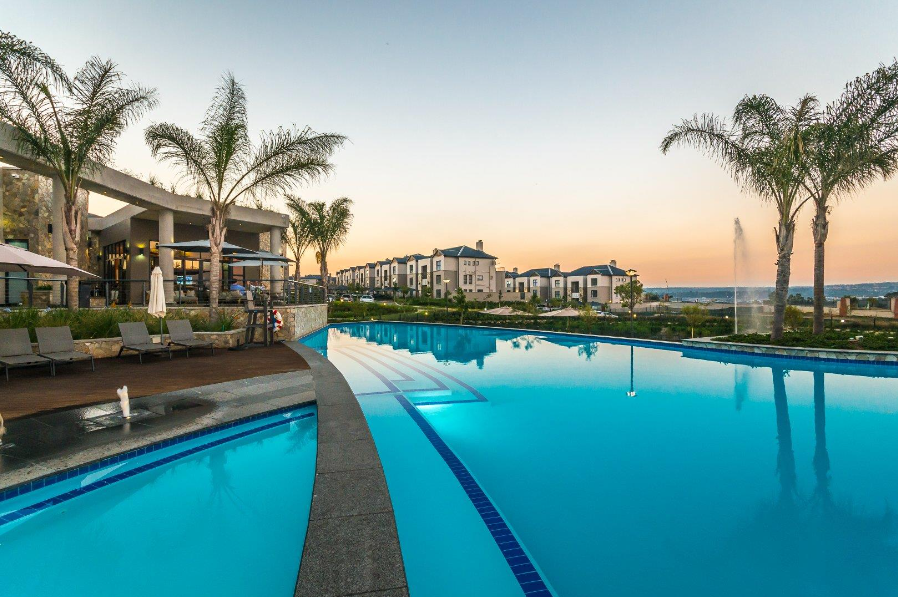 To Let 2 Bedroom Property for Rent in The Polofields Gauteng