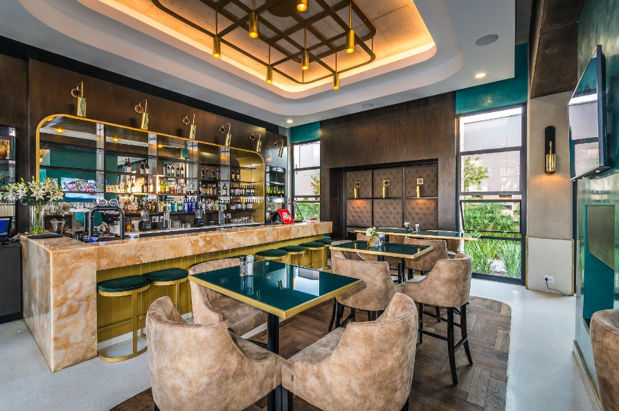 To Let 2 Bedroom Property for Rent in The Polofields Gauteng