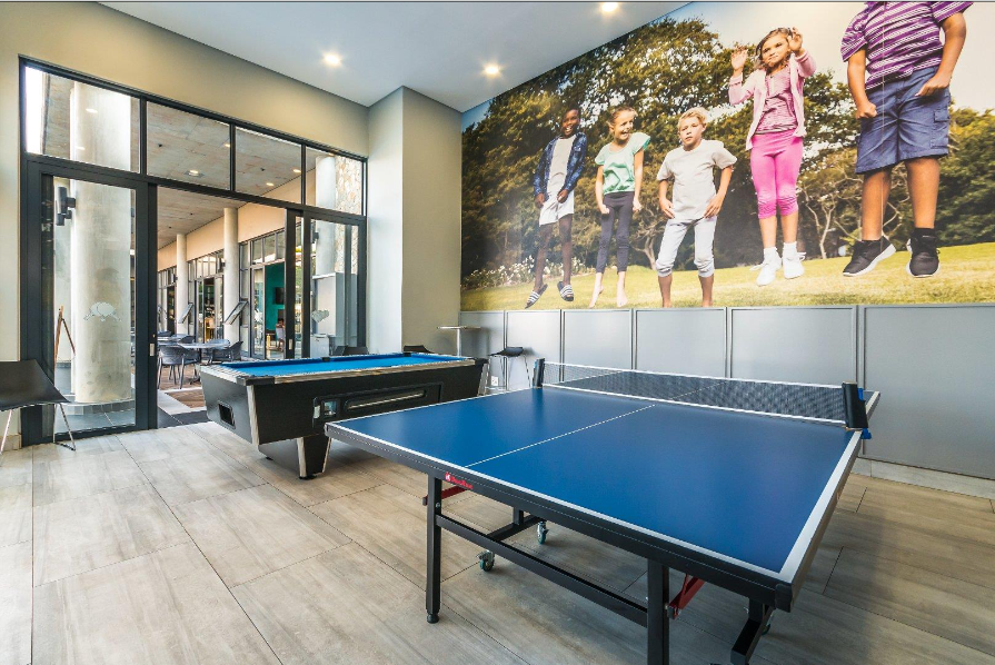 To Let 2 Bedroom Property for Rent in The Polofields Gauteng