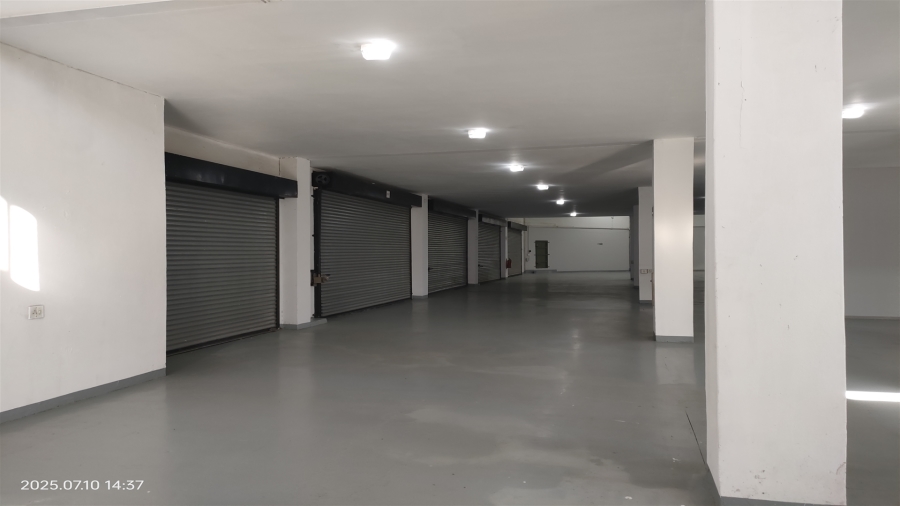 To Let Commercial Property for Rent in Strijdom Park Gauteng