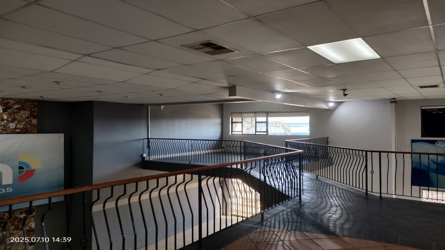 To Let Commercial Property for Rent in Strijdom Park Gauteng