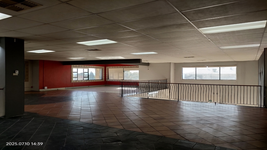 To Let Commercial Property for Rent in Strijdom Park Gauteng