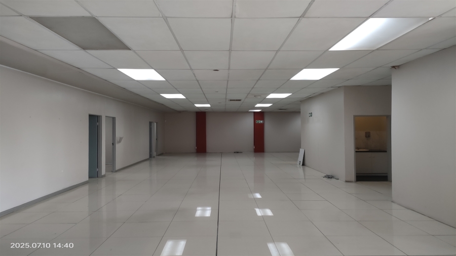 To Let Commercial Property for Rent in Strijdom Park Gauteng