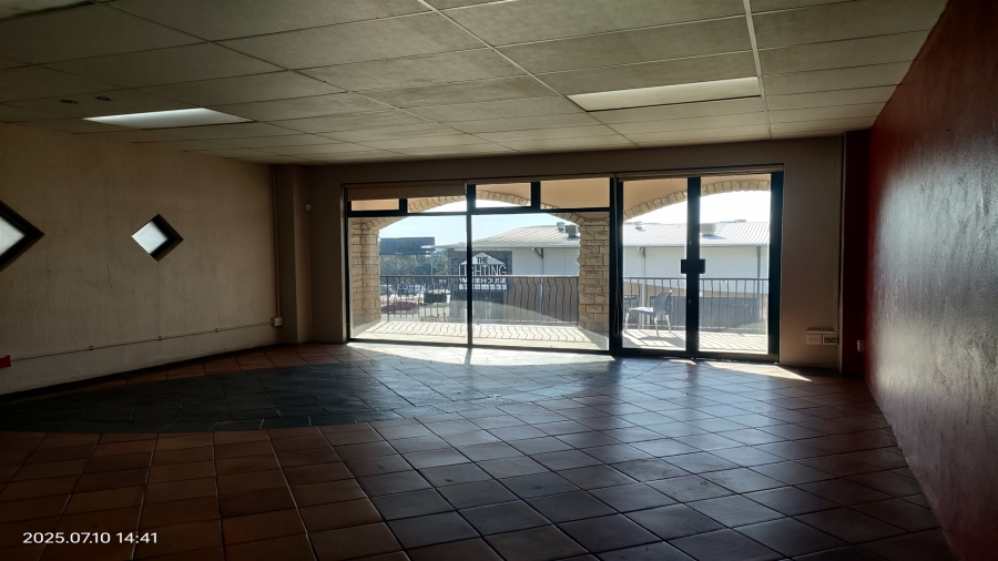 To Let Commercial Property for Rent in Strijdom Park Gauteng