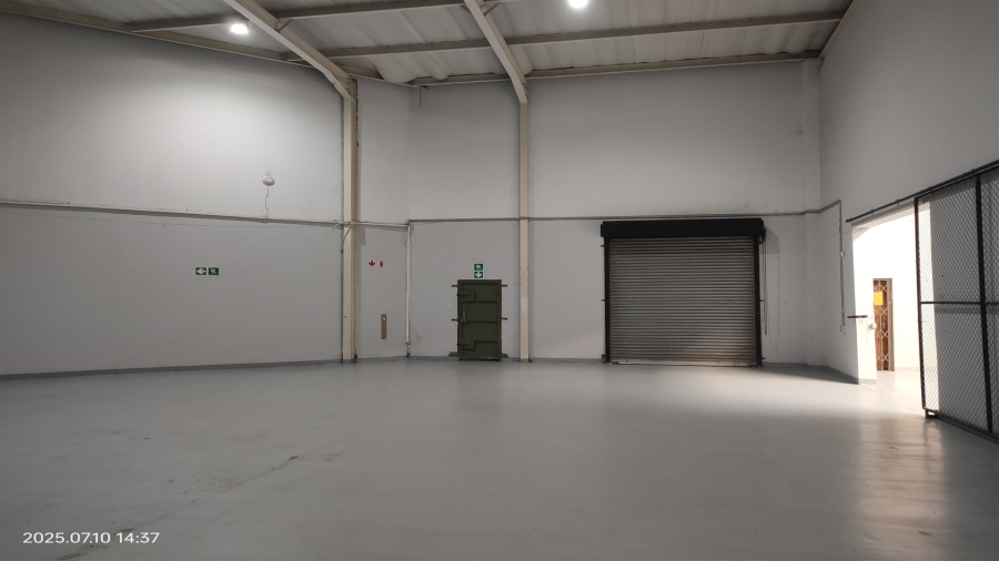To Let Commercial Property for Rent in Strijdom Park Gauteng