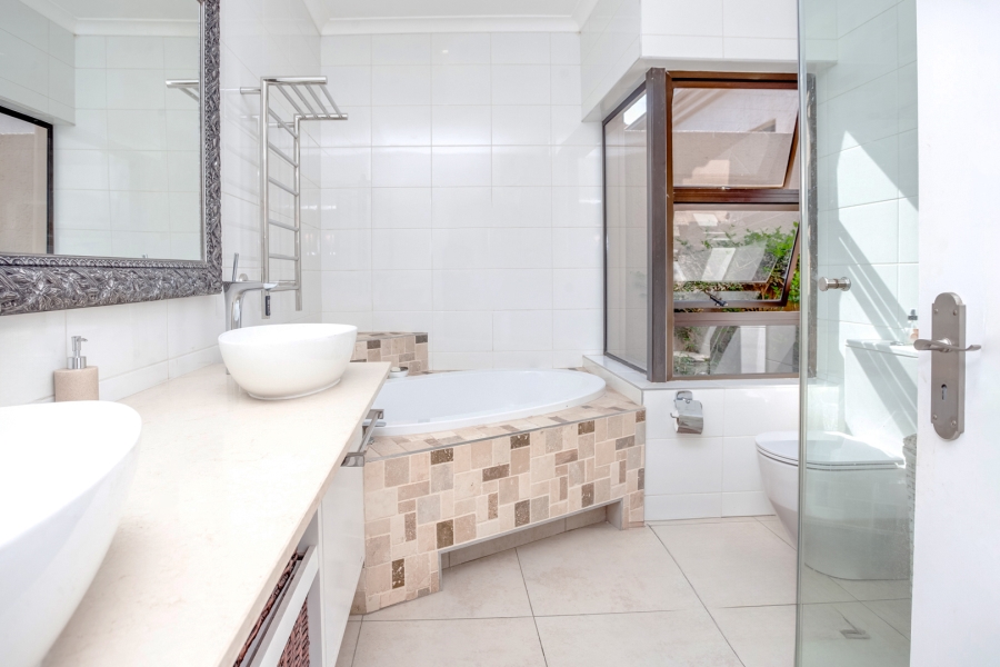 3 Bedroom Property for Sale in Khyber Rock Gauteng