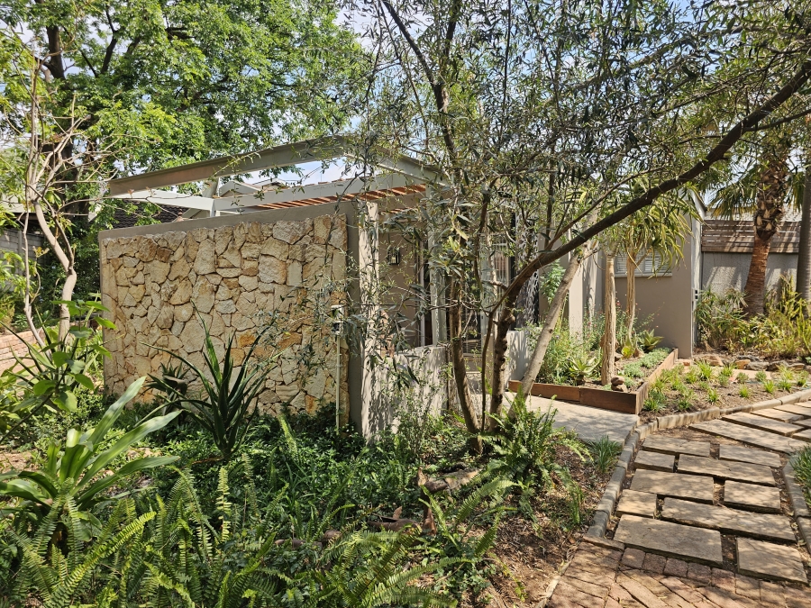 To Let 1 Bedroom Property for Rent in Morningside Gauteng