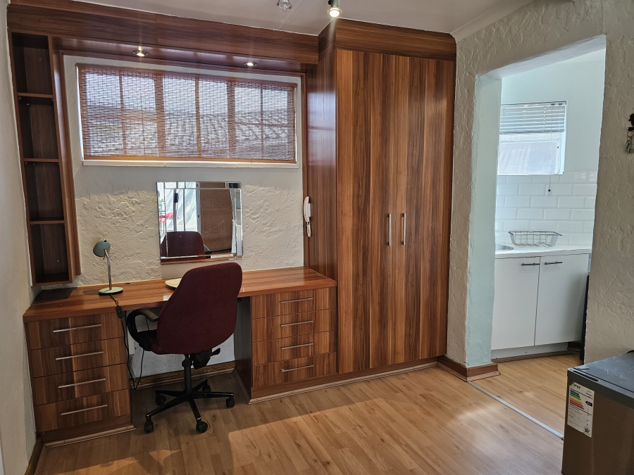 To Let 1 Bedroom Property for Rent in Morningside Gauteng