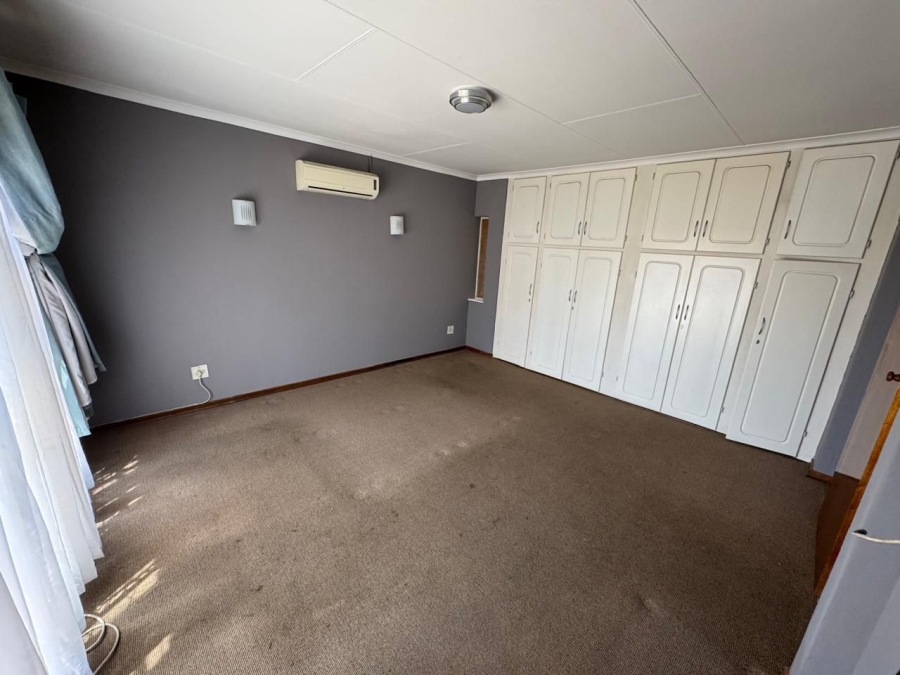 To Let 3 Bedroom Property for Rent in Rand Collieries Gauteng