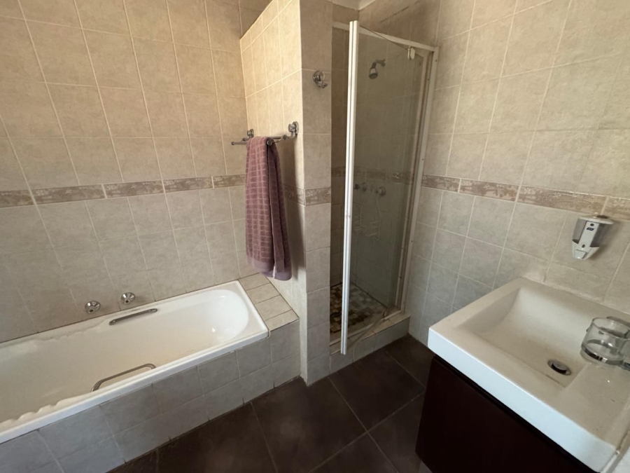 To Let 3 Bedroom Property for Rent in Rand Collieries Gauteng