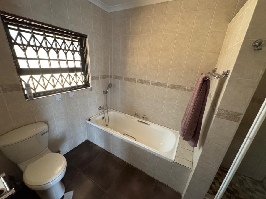 To Let 3 Bedroom Property for Rent in Rand Collieries Gauteng