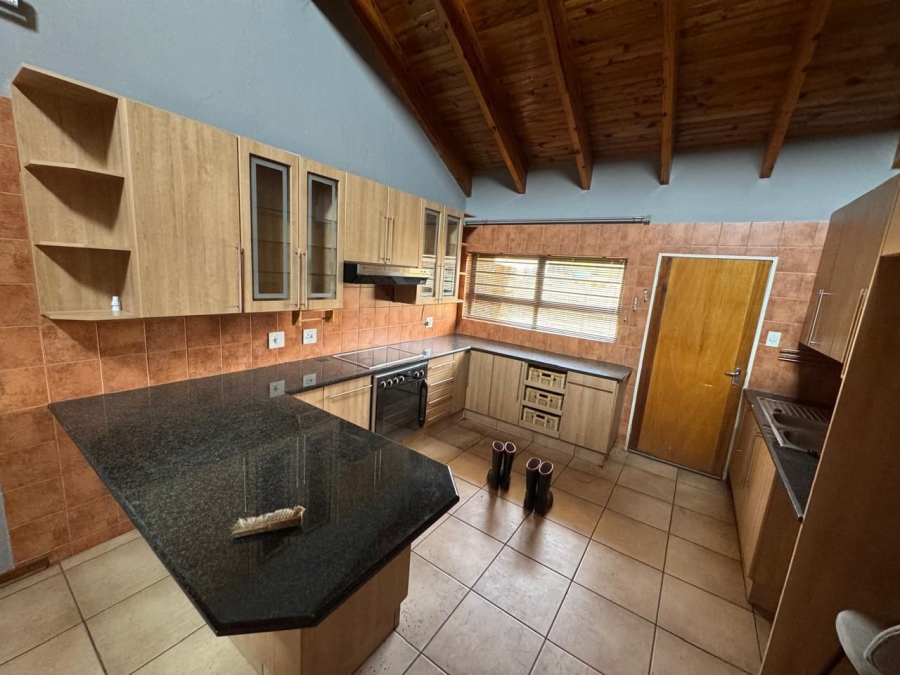 To Let 3 Bedroom Property for Rent in Rand Collieries Gauteng