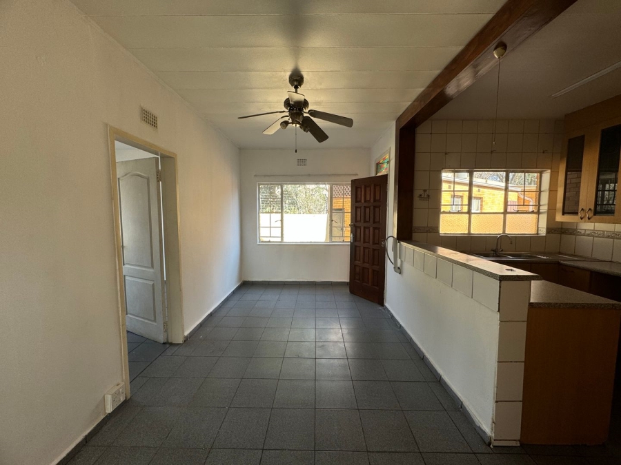 To Let 2 Bedroom Property for Rent in Parkhill Gardens Gauteng