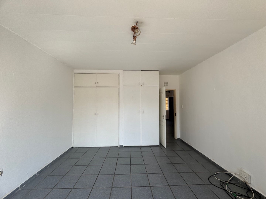 To Let 2 Bedroom Property for Rent in Parkhill Gardens Gauteng