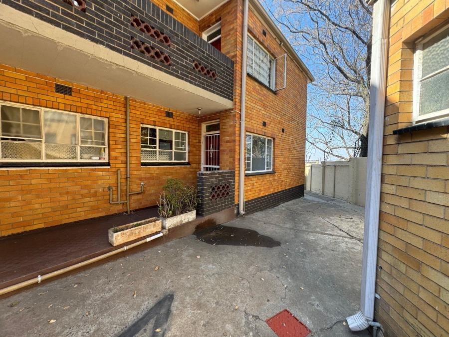 To Let 2 Bedroom Property for Rent in Parkhill Gardens Gauteng