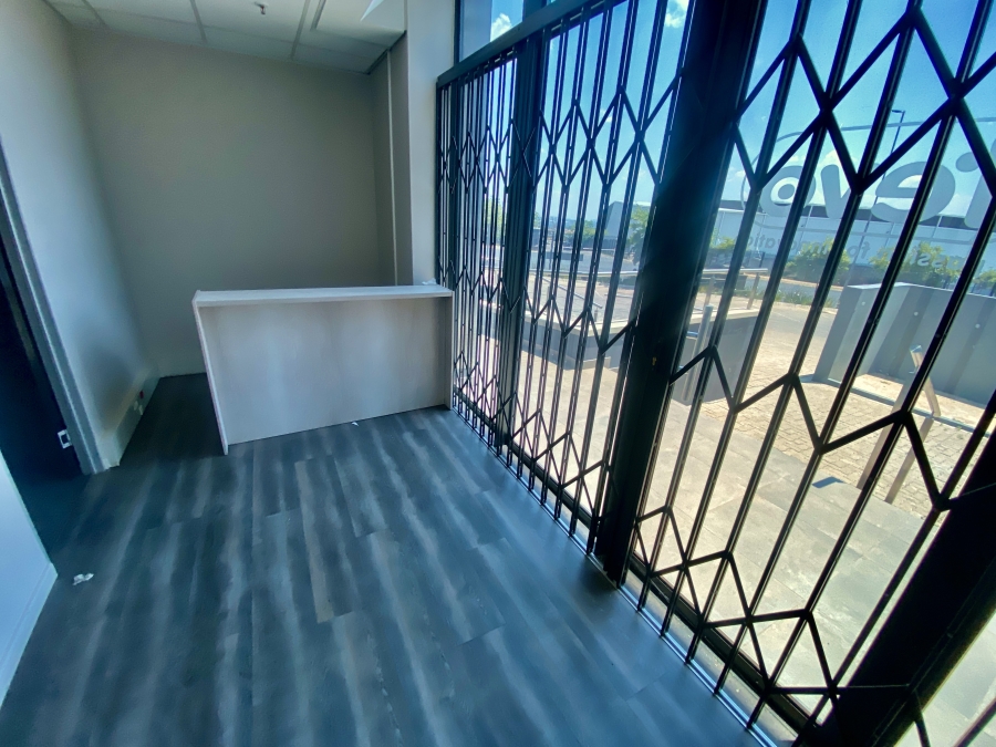 To Let Commercial Property for Rent in Louwlardia Gauteng