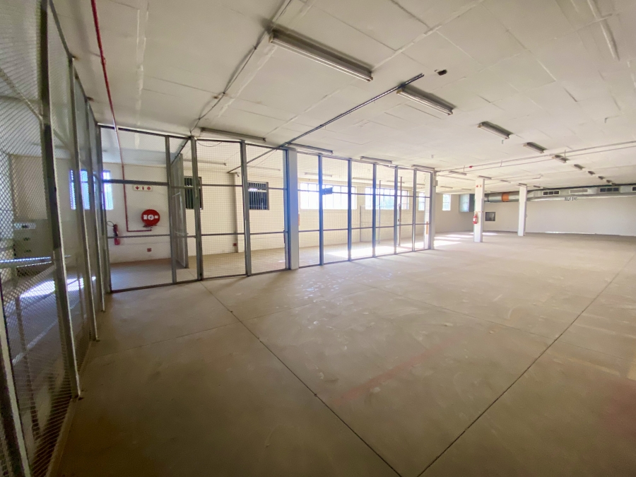 To Let Commercial Property for Rent in Randjespark Gauteng
