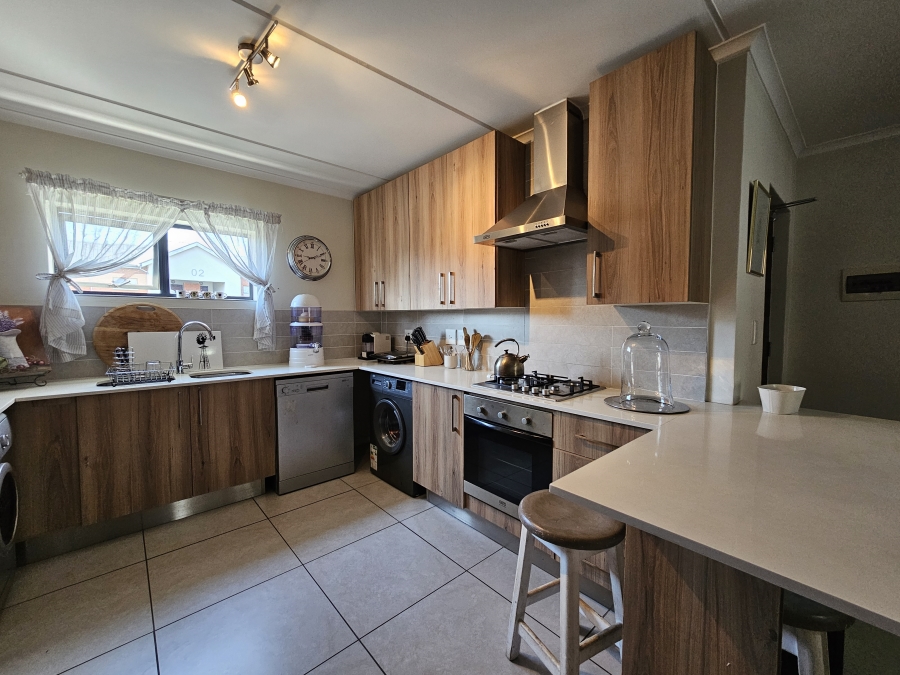 To Let 2 Bedroom Property for Rent in Irene Gauteng