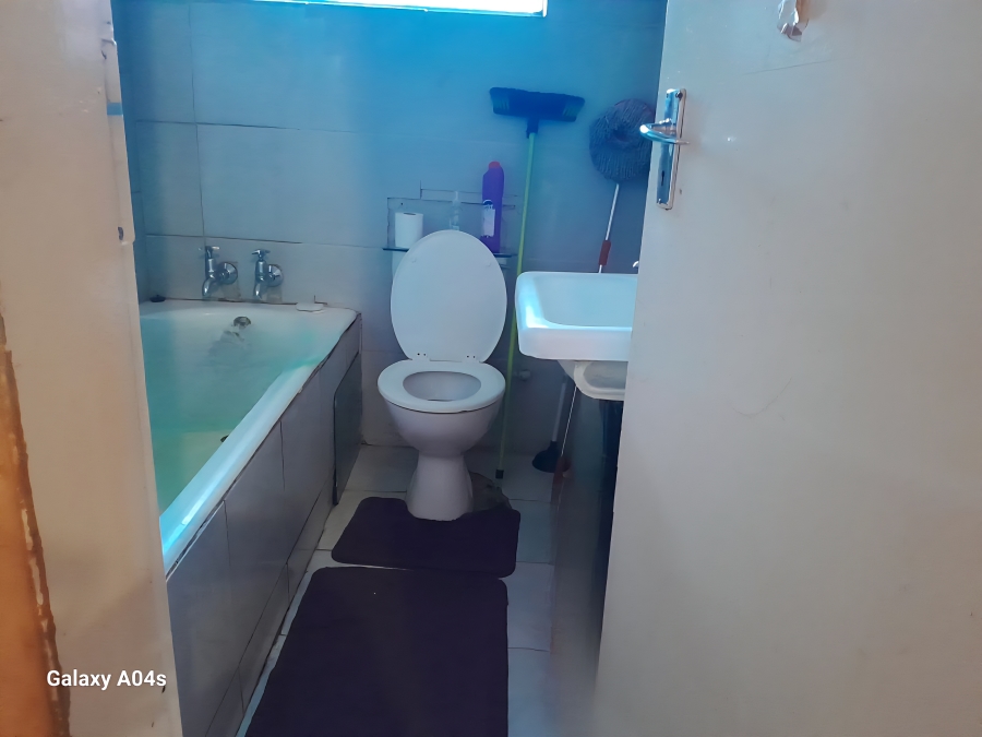 1 Bedroom Property for Sale in Kempton Park Central Gauteng