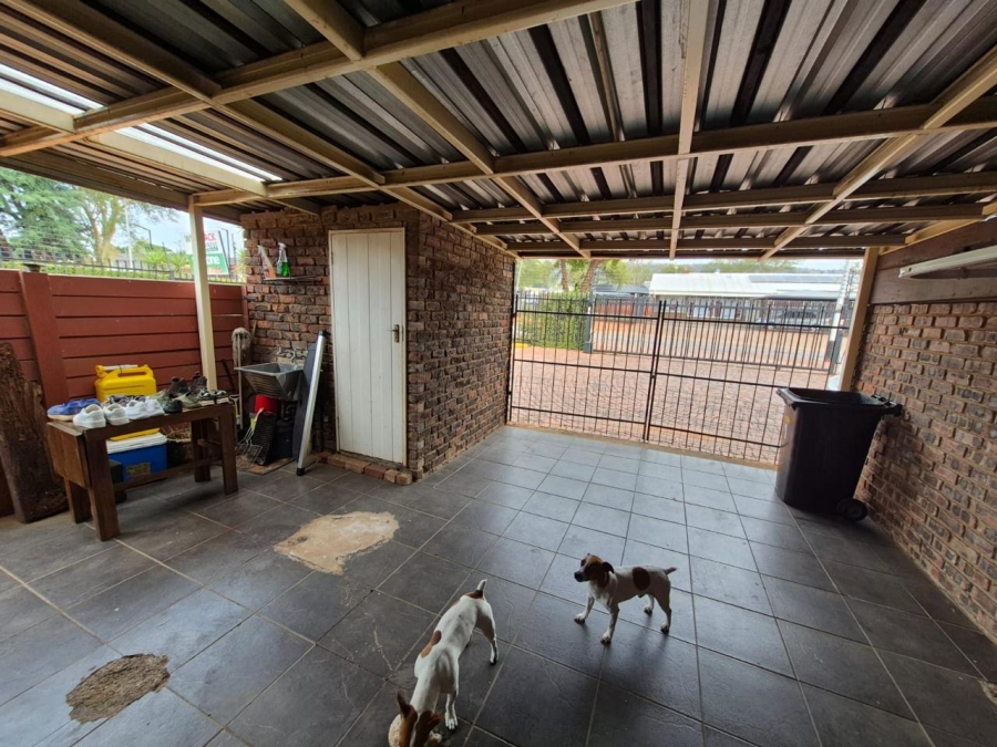 2 Bedroom Property for Sale in Sinoville Gauteng